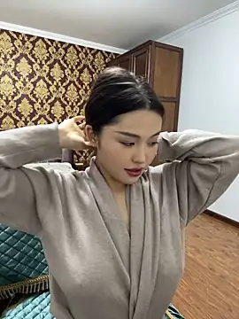 zhenzhen666 online show from 11-24-25, 12:49