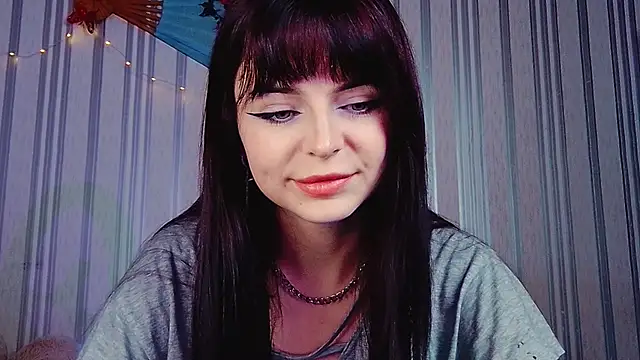 Snapshot of ArianaLight chatting on 07-17-26, 05:18 ArianaLight online show from 07-17-26, 05:18
