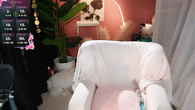 Snapshot of feifei1_L chatting on 11-24-25, 02:39 feifei1 L online show from 11-24-25, 02:39