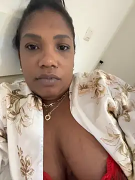 Snapshot of magnetk chatting on 10-15-25, 09:37 magnetk online show from 10-15-25, 09:37