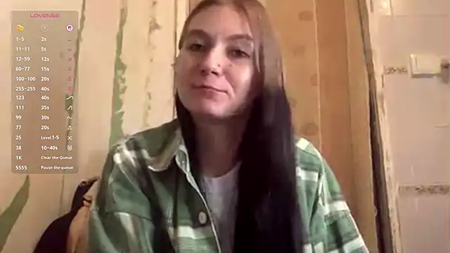 Snapshot of ArianeBhayani chatting on 10-15-25, 09:15 ArianeBhayani online show from 10-15-25, 09:15