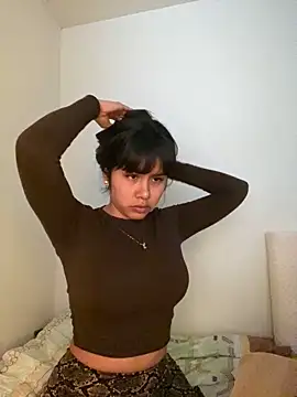 SweetieMariana online show from 10-17-25, 05:37
