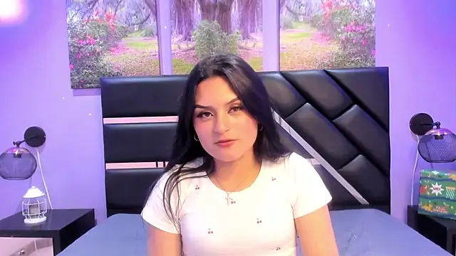 GAbrielaBotero online show from 12-19-25, 07:54