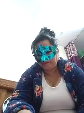 Honey-26 online show from 11-27-25, 08:27