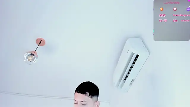 Snapshot of Iam_criss09 chatting on 11-07-25, 01:00 Iam criss09 online show from 11-07-25, 01:00