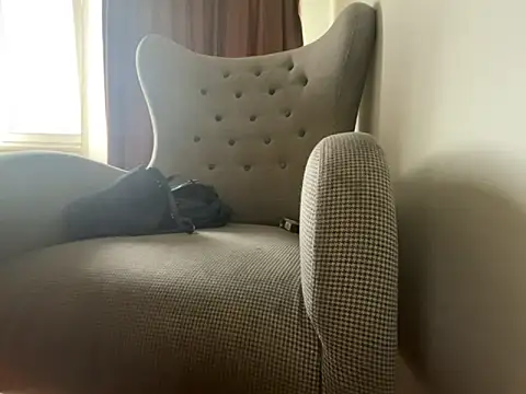 Snapshot of esen_esen chatting on 10-11-25, 11:09 esen esen online show from 10-11-25, 11:09