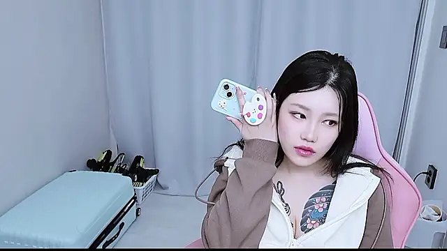 MISA 02 online show from 12-22-25, 01:19