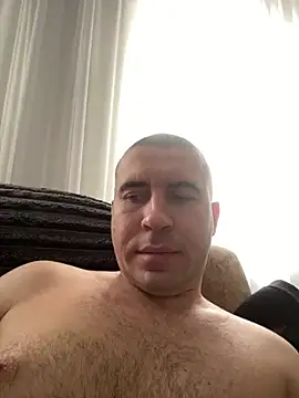 AronMode online show from 11-23-25, 11:10