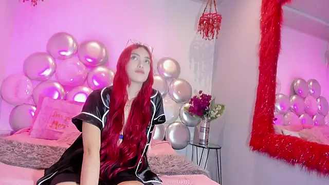 Snapshot of ambar_croft chatting on 10-11-25, 02:15 ambar croft online show from 10-11-25, 02:15