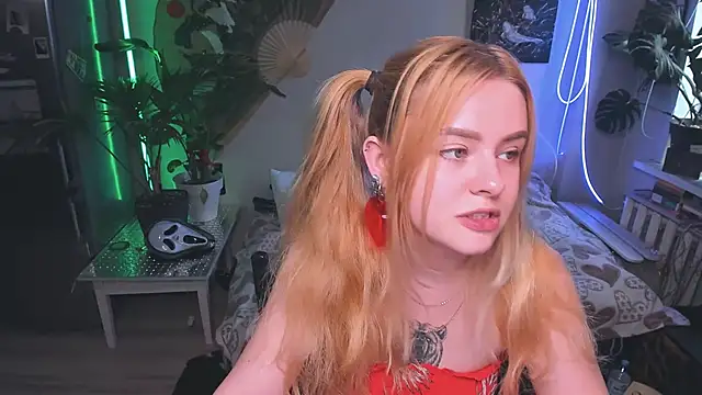 Alexa  Pirs online show from 10-13-25, 12:38