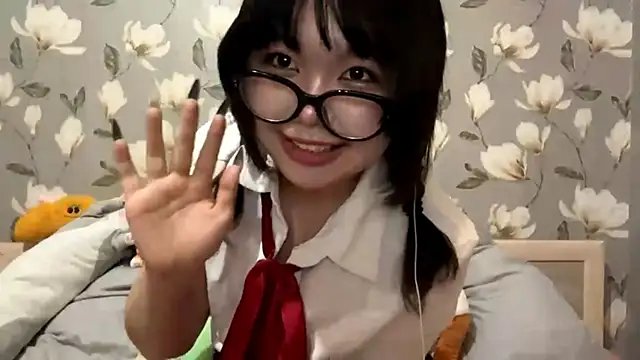 YunaMuse online show from 10-17-25, 08:22