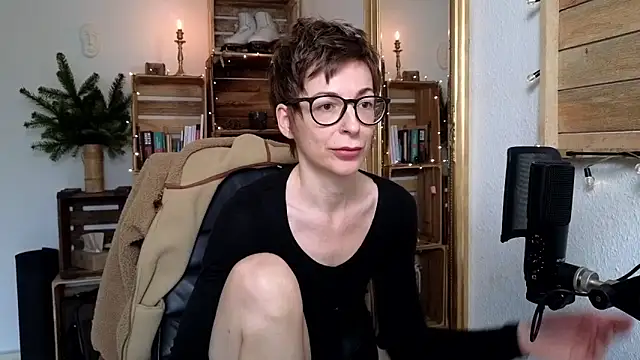 Antifistin online show from 11-27-25, 11:56