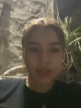 Snapshot of sssugarygirl chatting on 10-10-25, 02:43 sssugarygirl online show from 10-10-25, 02:43