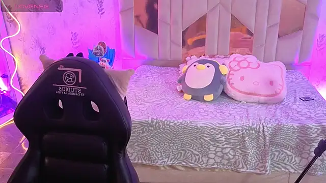 MARIANA TAY1 online show from 03-26-26, 05:13