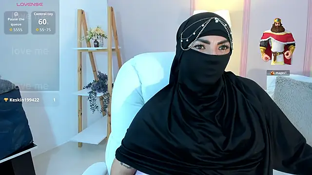  naylaa  online show from 05-19-26, 01:56