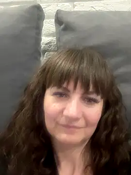 Butterfly8385 online show from 10-28-25, 07:49