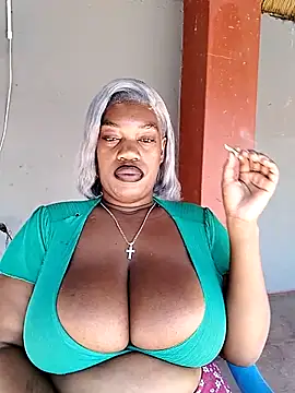 SweetBedroomEyez online show from 06-13-26, 12:47
