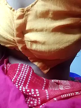 Snapshot of Cute_Dolly89 chatting on 10-27-25, 07:18 Cute Dolly89 online show from 10-27-25, 07:18