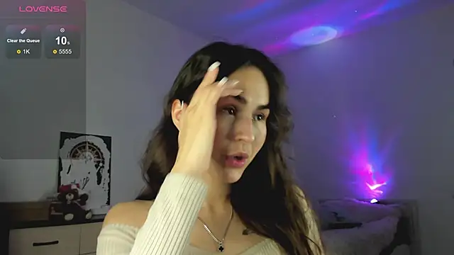 LionKierra online show from 11-11-25, 04:23