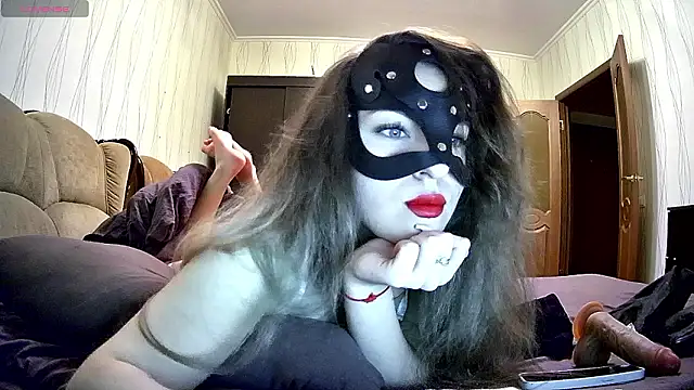 EvaTech online show from 03-18-26, 06:00