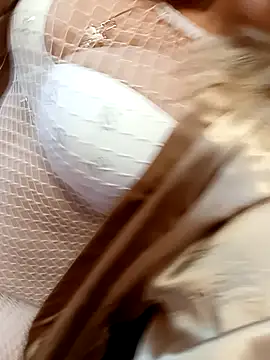 Snapshot of FineCaroline chatting on 10-16-25, 09:54 FineCaroline online show from 10-16-25, 09:54