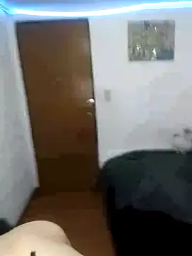 Snapshot of issa_bunny chatting on 10-12-25, 03:16 issa bunny online show from 10-12-25, 03:16