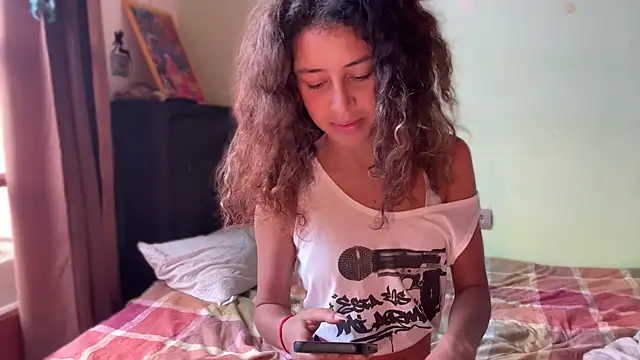 absoluthorrorfield online show from 04-23-26, 06:25