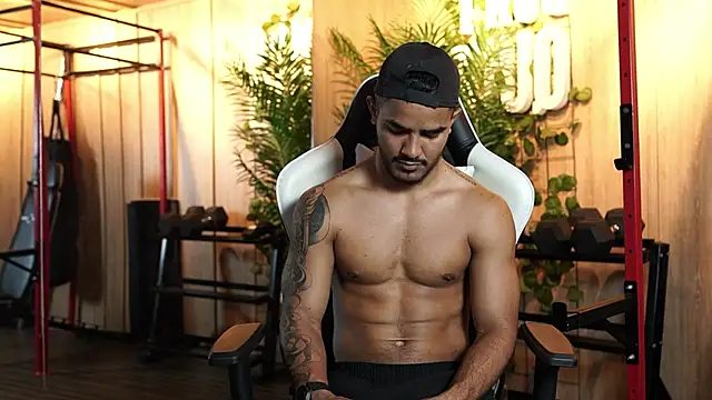 Reik Vonn online show from 01-10-26, 03:36