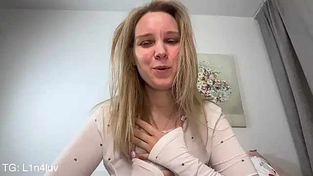 AIicaparkerc online show from 04-03-26, 06:17