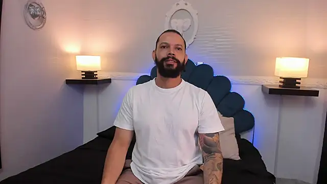 AlukardBig online show from 11-06-25, 01:01