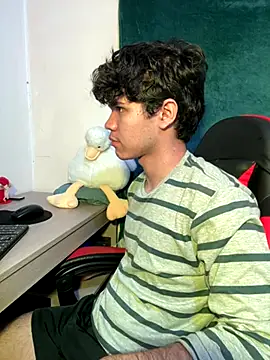 Im Camii online show from 10-13-25, 06:19