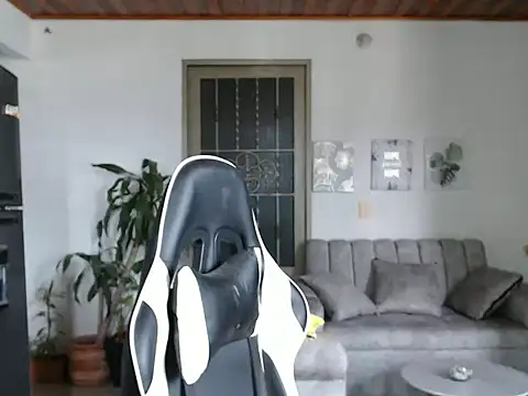 moon1 95 online show from 10-20-25, 06:41