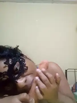 Snapshot of Expose_Queen chatting on 11-27-25, 05:15 Expose Queen online show from 11-27-25, 05:15