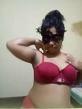 Snapshot of Expose_Queen chatting on 12-02-25, 04:57 Expose Queen online show from 12-02-25, 04:57