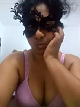 Expose Queen online show from 06-04-26, 06:14