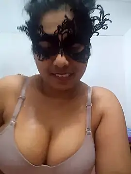 Expose Queen online show from 07-07-26, 06:23