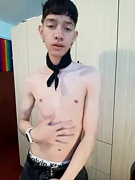 heyy noah11 online show from 10-27-25, 02:37