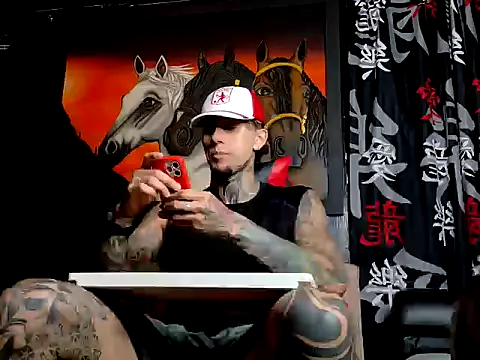 Molotov Explosive online show from 10-15-25, 11:49