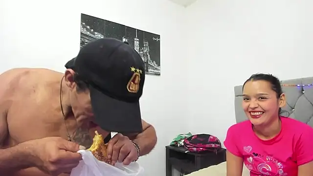 Snapshot of Sofi_And_Santy chatting on 02-03-26, 12:20 Sofi And Santy online show from 02-03-26, 12:20