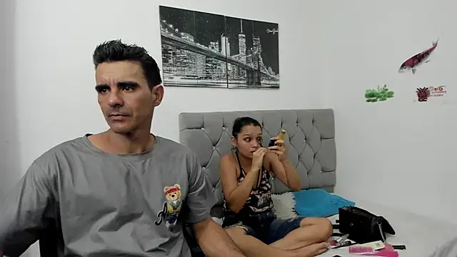 Snapshot of Sofi_And_Santy chatting on 03-28-26, 01:38 Sofi And Santy online show from 03-28-26, 01:38