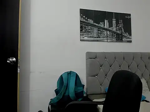 Snapshot of Sofi_And_Santy chatting on 04-14-26, 12:16 Sofi And Santy online show from 04-14-26, 12:16