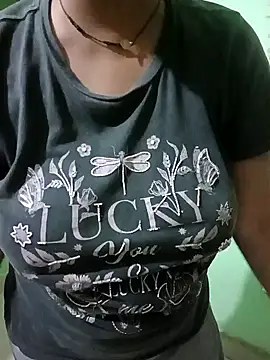 Snapshot of your_mahek123 chatting on 10-29-25, 05:58 your mahek123 online show from 10-29-25, 05:58