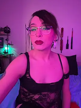 MiniMonroe online show from 11-15-25, 11:29