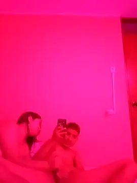 Snapshot of xcodigorojo chatting on 11-04-25, 06:23 xcodigorojo online show from 11-04-25, 06:23