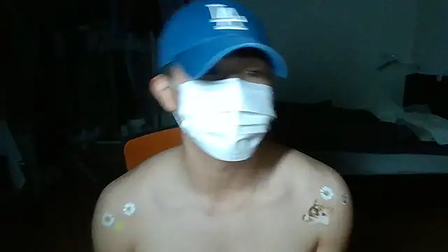 koreanboy2121 online show from 06-18-26, 04:11