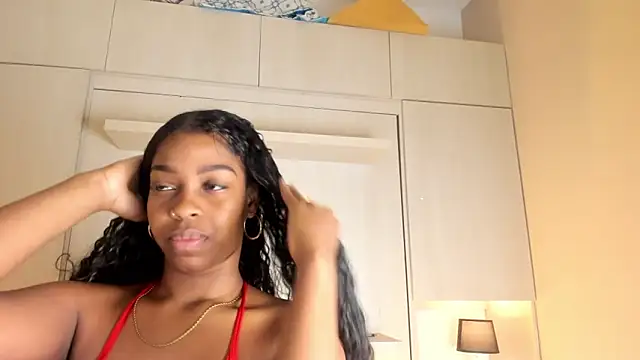 Snapshot of MaraBaker chatting on 11-18-25, 11:58 MaraBaker online show from 11-18-25, 11:58