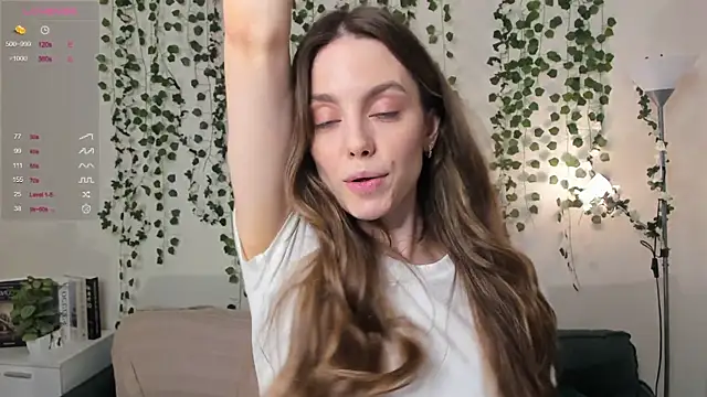 sweet and flirt online show from 10-28-25, 07:23