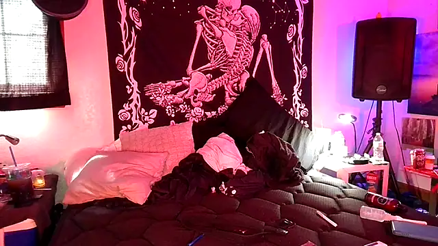 whitehole4bbc252 online show from 04-03-26, 05:55