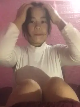 Snapshot of xixibabi chatting on 10-24-25, 04:03 xixibabi online show from 10-24-25, 04:03