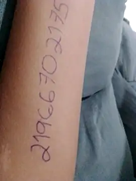 Camilanifeta online show from 03-25-26, 09:37